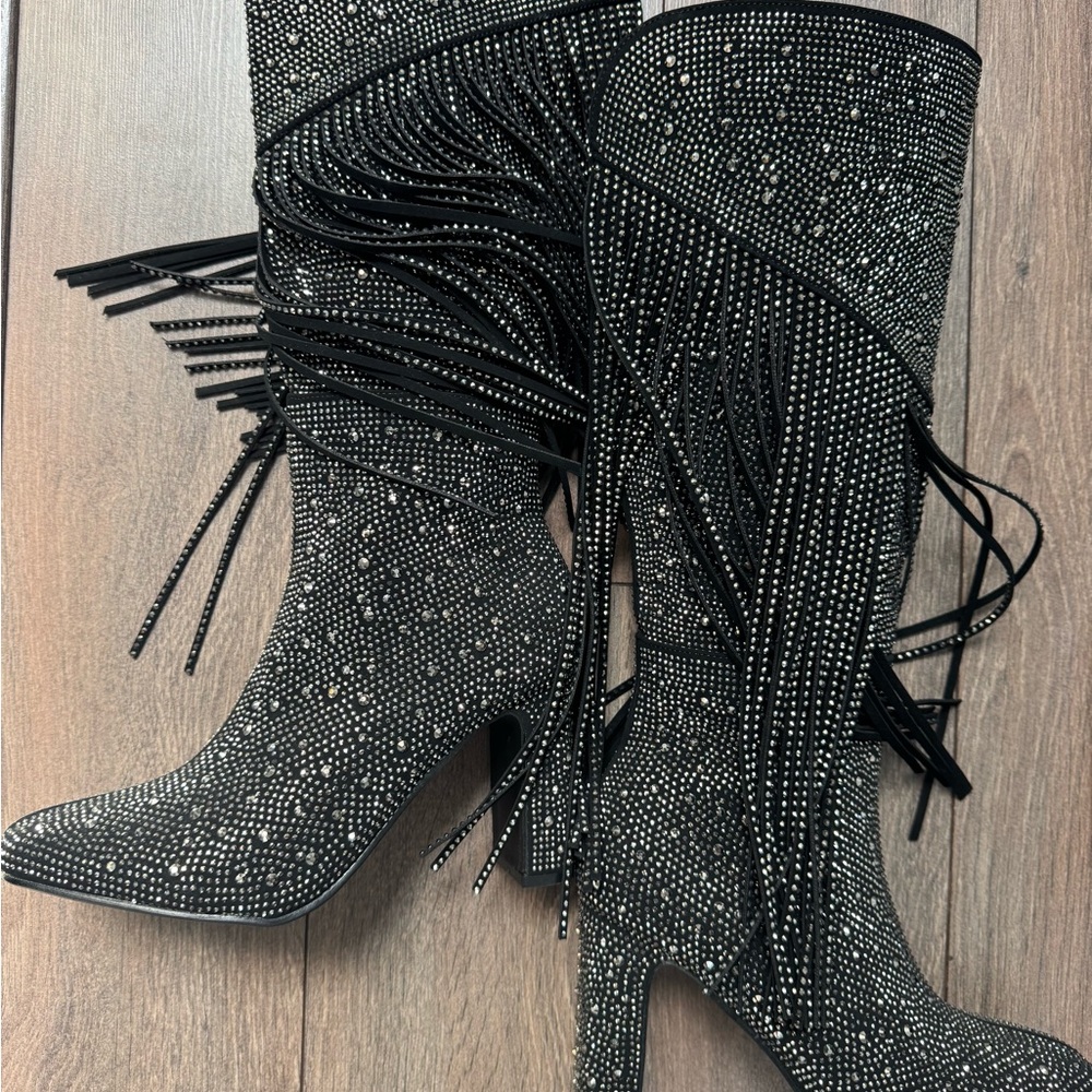Glamorous Black Heeled Boots with Fringe and Glitter